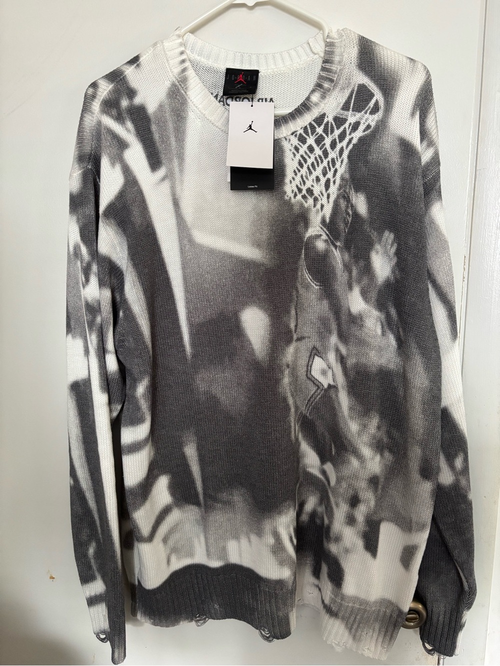 Air Jordan AOP Knitted Sweater HQ1635-133 White/Grey (Men’s Large) L
